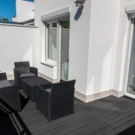 Apartament Nowy Z Duzym Tarasem I Parkingiem Świnoujście